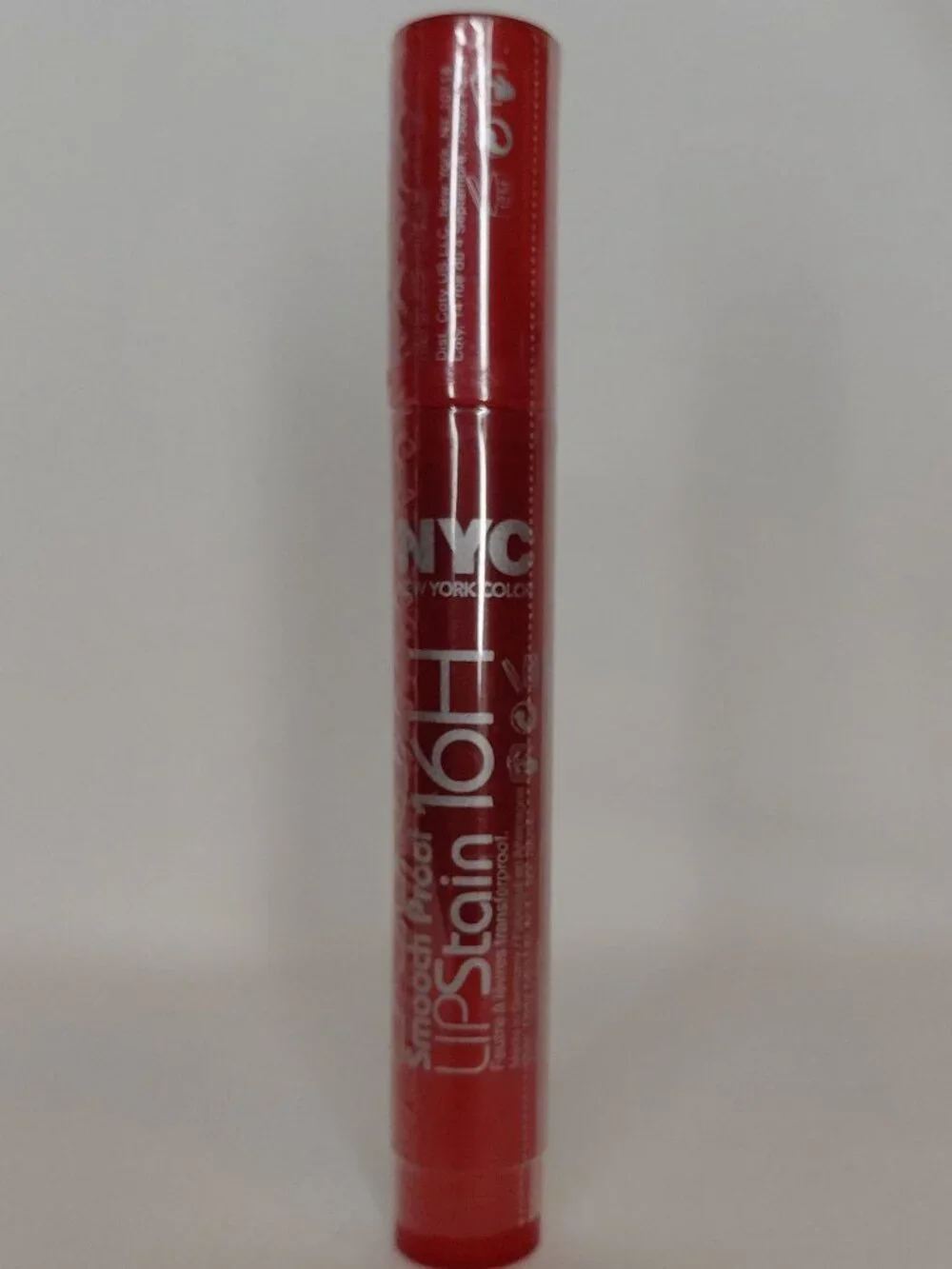 NYC (New York Color) - Smooch Proof 16 Hour Lip Stain - 497 Rock on Ruby
